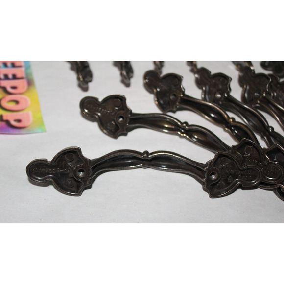 21 Piece vintage National Lock Metal Cabinet Drawer Pulls 1973 FO3695-001 - Picture 6 of 9